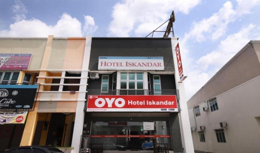 Hotel Iskandar Seri Iskandar Exterior photo